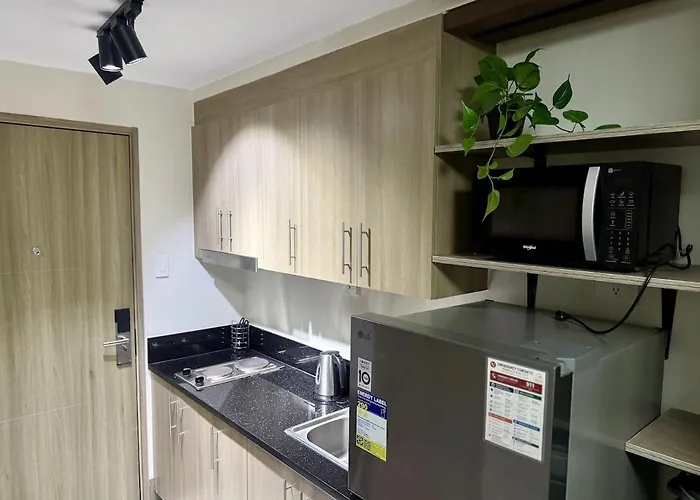 شقة Casa Luna Ph At Fame Residences T4 Mandaluyong Near Edsa, Makati, & Bgc *